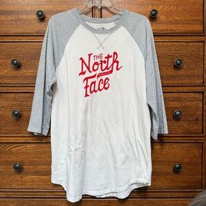 The North Face Baseball Tee 3/4 Sleeves men size Large